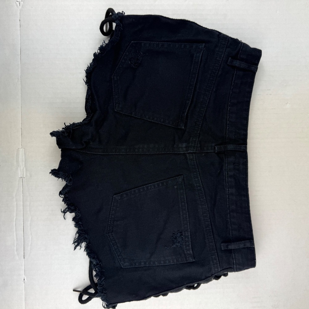 Forever 21 Premium Denim Black Lace Up Side Distressed Jean Shorts Womens 28 - Picture 10 of 10